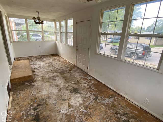 2161 N Dequincy Street, Indianapolis, IN 46218, photo 4 of 17