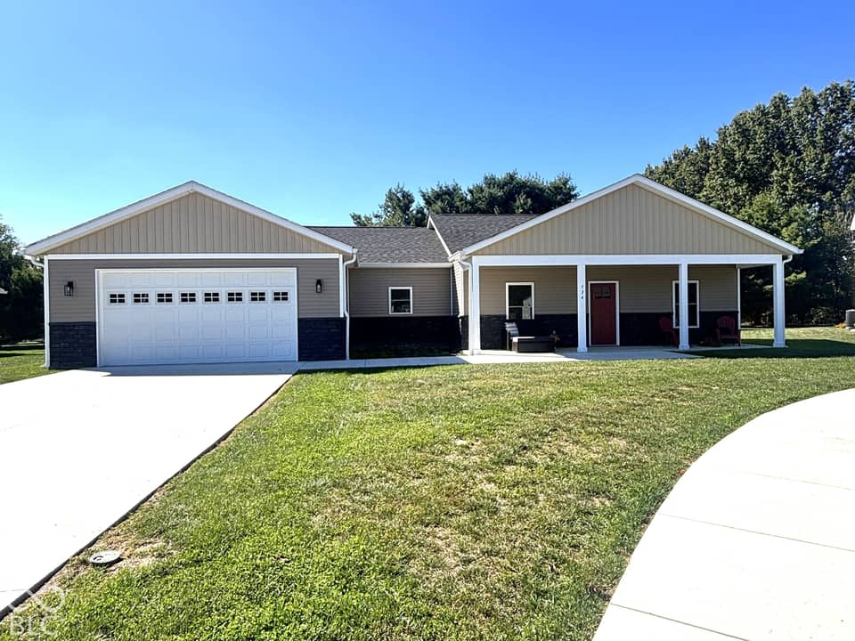 534 E Dogwood Court, Spencer, IN 47460, photo 1 of 46