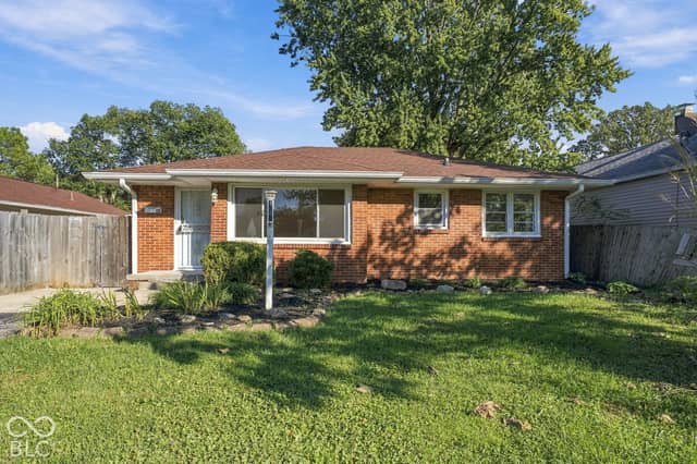 431 N Fenton Avenue, Indianapolis, IN 46219, photo 3 of 26