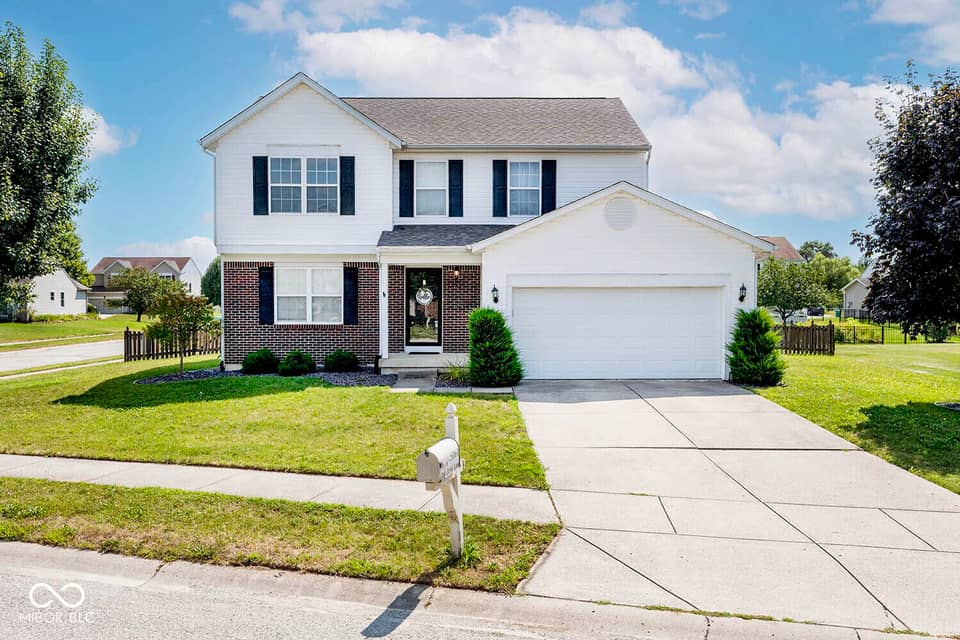 5067 Clay Creek Lane, Plainfield, IN 46168, photo 1 of 35