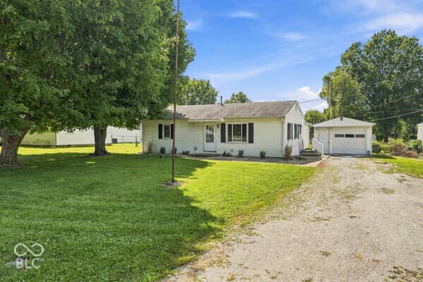 4609 Shelbyville Road, Indianapolis, IN 46237, photo 4 of 32