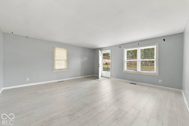 2401 W 11th Street, Muncie, IN 47302, photo 5 of 25