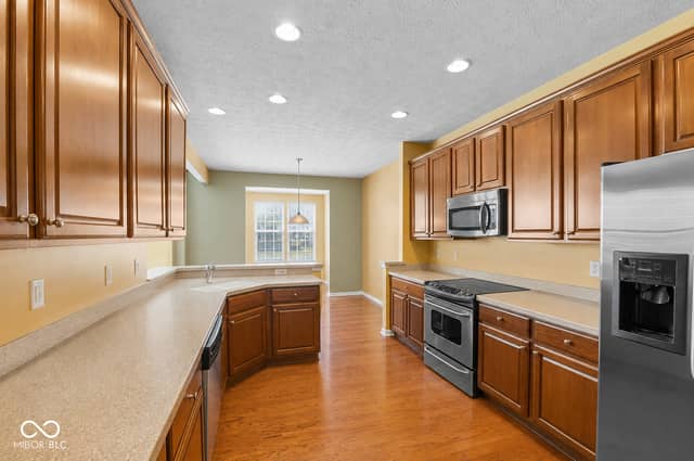 12961 Merlot Lane, Fishers, IN 46037, photo 4 of 36