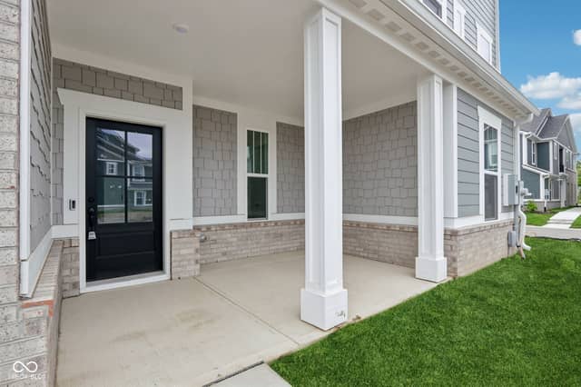 5748 Arcade Boulevard, McCordsville, IN 46055, photo 3 of 51