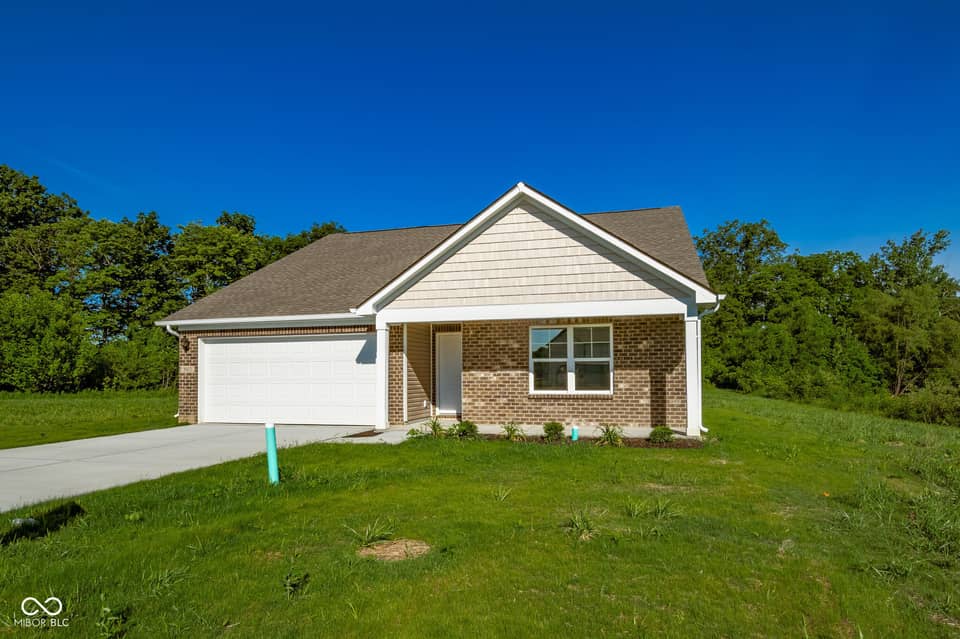 8504 N Seneca Drive, Muncie