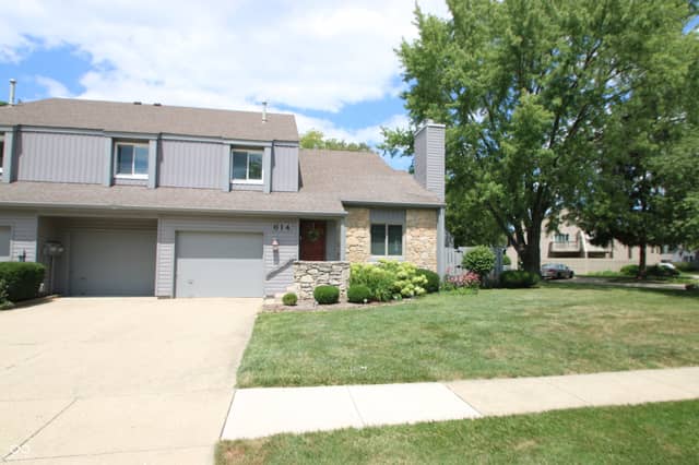614 Conner Creek Drive, Fishers, IN 46038, photo 2 of 47