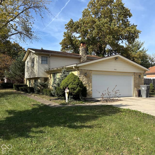 7416 Radburn Circle, Indianapolis, IN 46214, photo 4 of 15