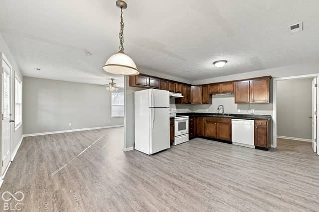 415 E Mill Street, Danville, IN 46122, photo 5 of 26