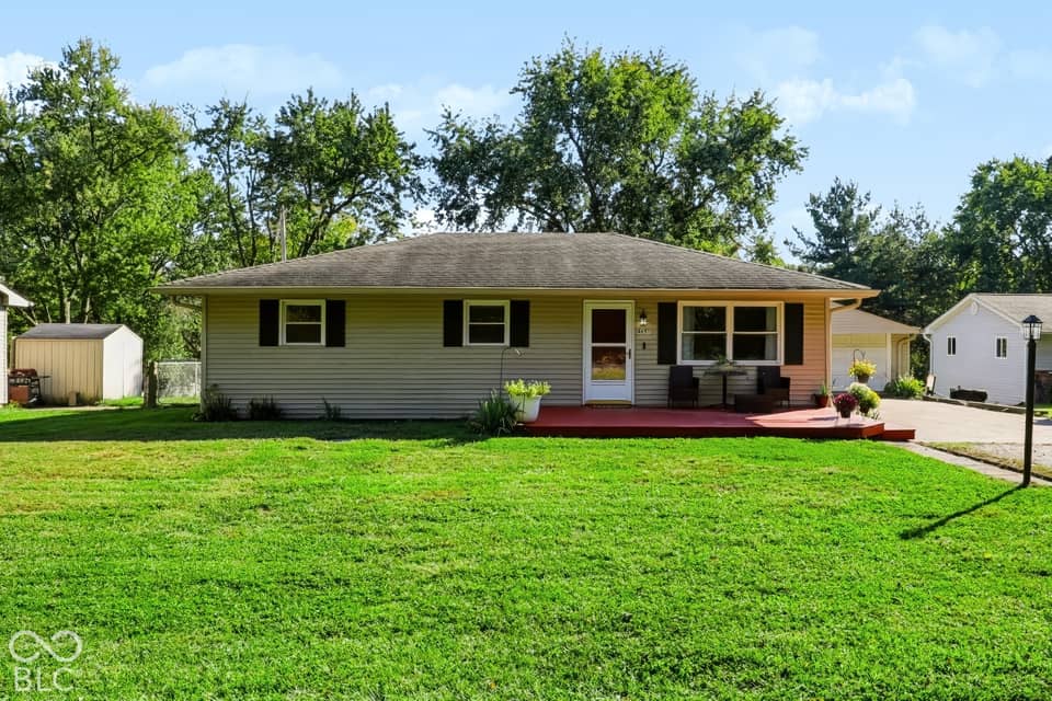4651 Old Smith Valley Road, Greenwood, IN 46143, photo 1 of 39