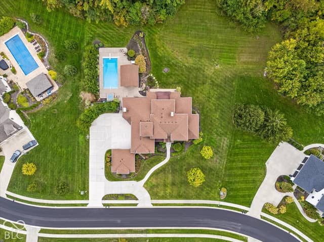 11624 Willow Springs Drive, Zionsville, IN 46077, photo 4 of 120