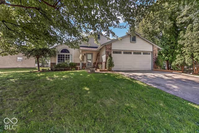 4144 Beechwood Court, Franklin, IN 46131, photo 2 of 25