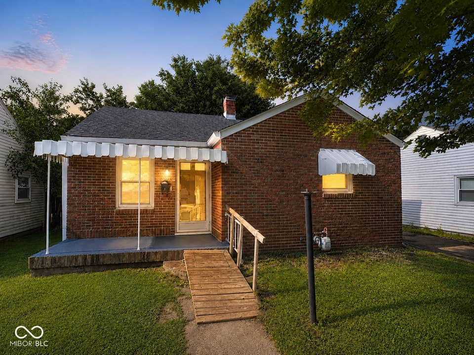 208 E 35th Street, Anderson