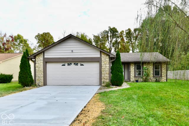 7517 Venetian Way, Indianapolis, IN 46217, photo 4 of 27