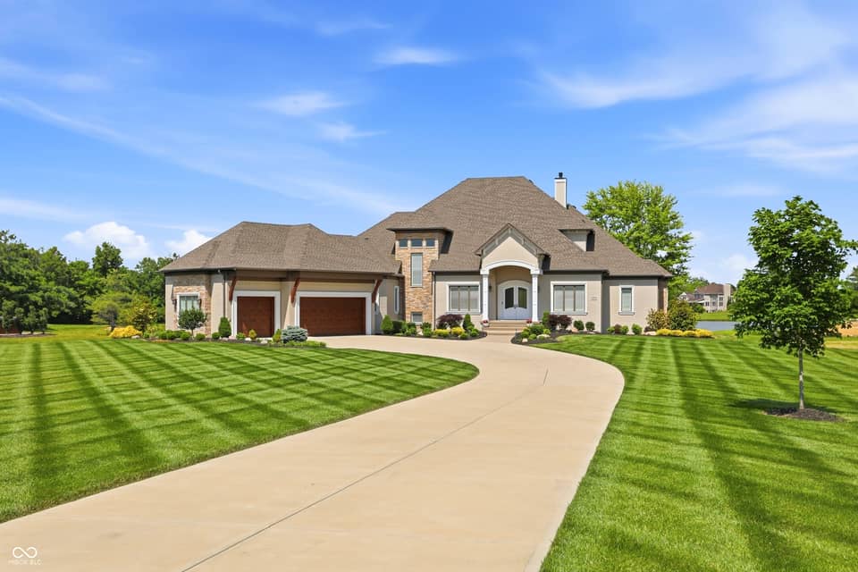 4025 Lochview Court, Bargersville