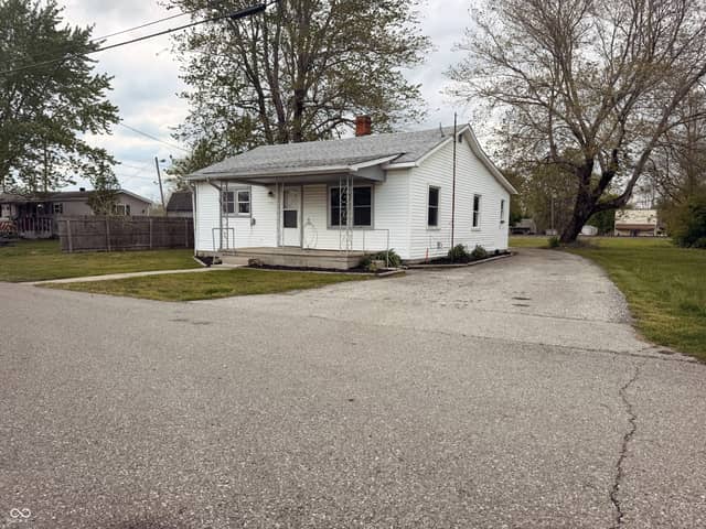 7090 W Washington Street, Holton, IN 47023, photo 3 of 32