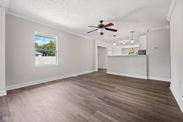 353 Trinton Circle, Bedford, IN 47421, photo 4 of 26