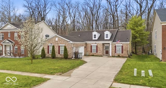 344 Legacy Boulevard, Greenwood, IN 46143, photo 2 of 34