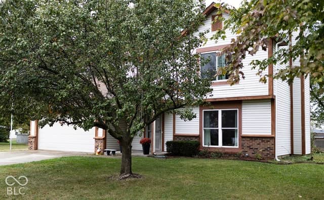 210 Rolling Ridge Road, Shelbyville, IN 46176, photo 4 of 36