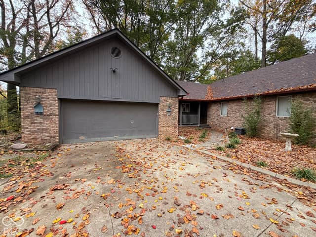 2877 Fox Lake Drive, Martinsville, IN 46151, photo 3 of 35