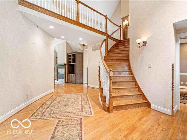 812 Woodcrest Way, Anderson, IN 46012, photo 5 of 63