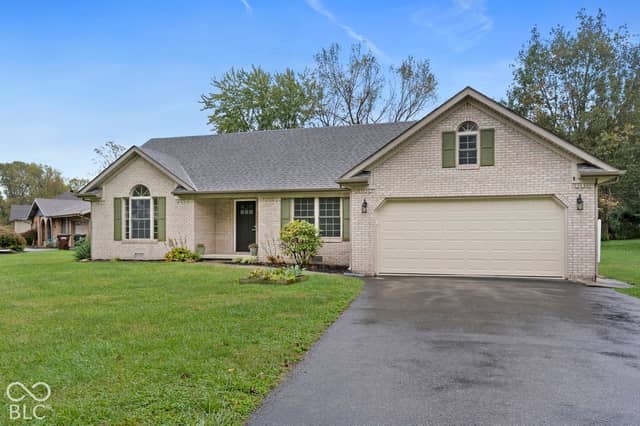 2410 S College Hills Drive, Hanover, IN 47243, photo 3 of 32