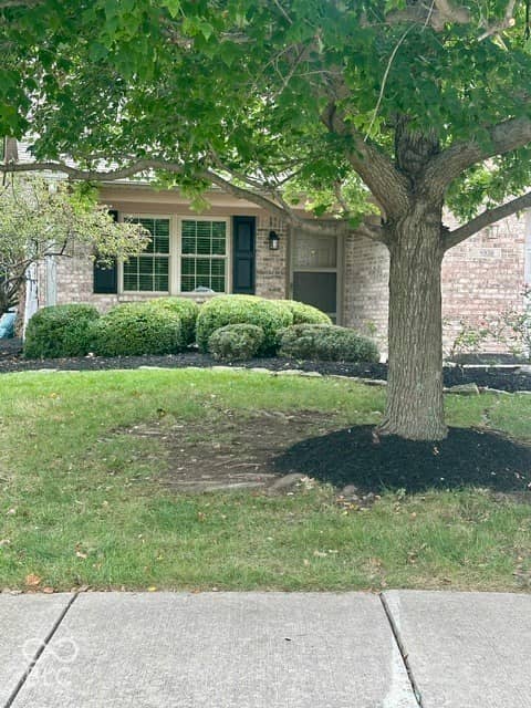 8930 Stepping Stone Way, Avon, IN 46123, photo 3 of 39