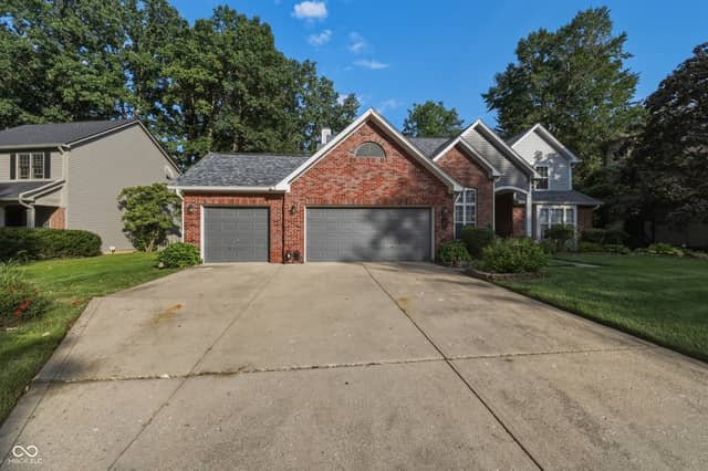 5855 Dapple Trace, Indianapolis, IN 46228, photo 5 of 50