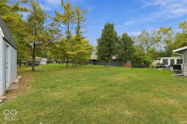 8301 N Santa Barbara Drive, Muncie, IN 47303, photo 5 of 37