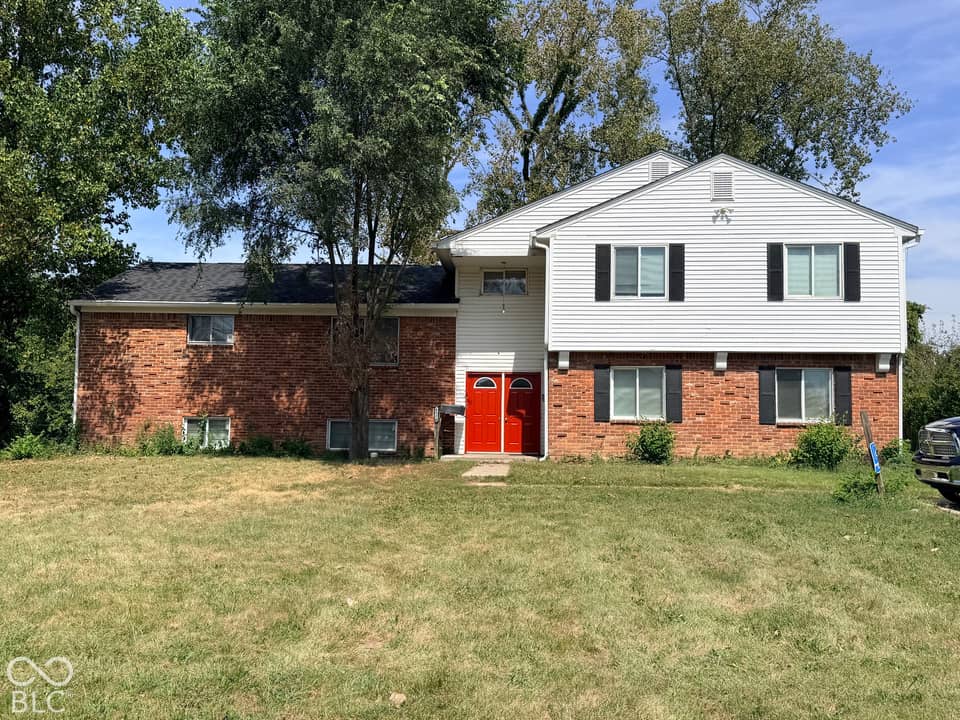 6028 Laurel Hall Drive, Indianapolis