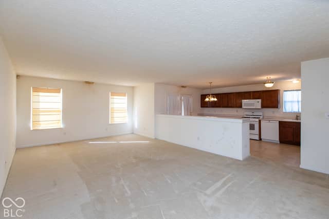 8113 Sydney Lane, Avon, IN 46123, photo 3 of 18