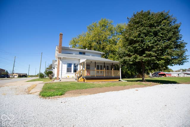 405 S Mulberry Street, Fairland, IN 46126, photo 4 of 56