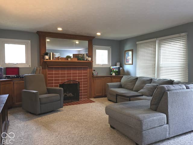 119 Fairfield Drive, Shelbyville, IN 46176, photo 4 of 30