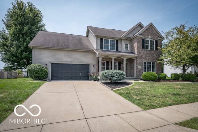 1254 Red Dunes Run, Avon, IN 46123, photo 2 of 46
