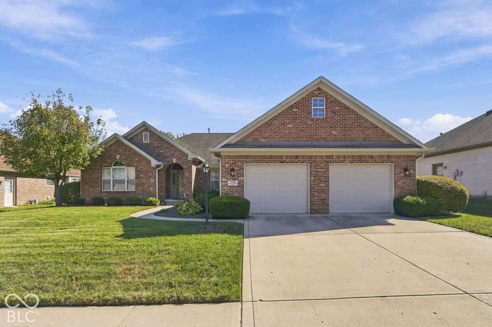 7659 Ballyshannon Street, Indianapolis, IN 46217, photo 1 of 48