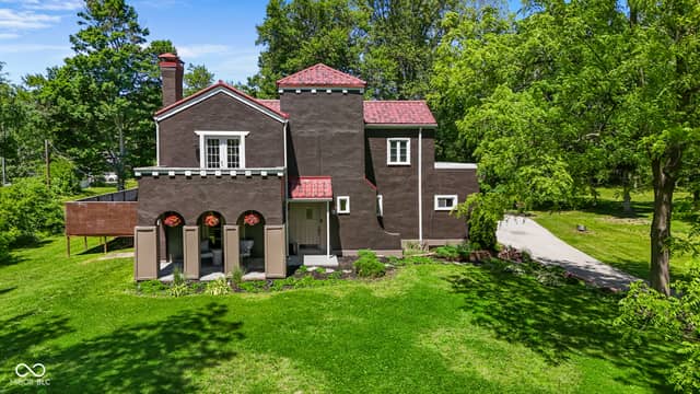 730 W 6th Street, Seymour, IN 47274, photo 2 of 63