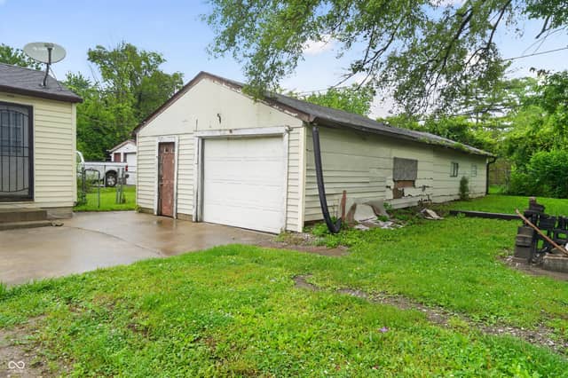2217 N Spencer Avenue, Indianapolis, IN 46218, photo 4 of 15