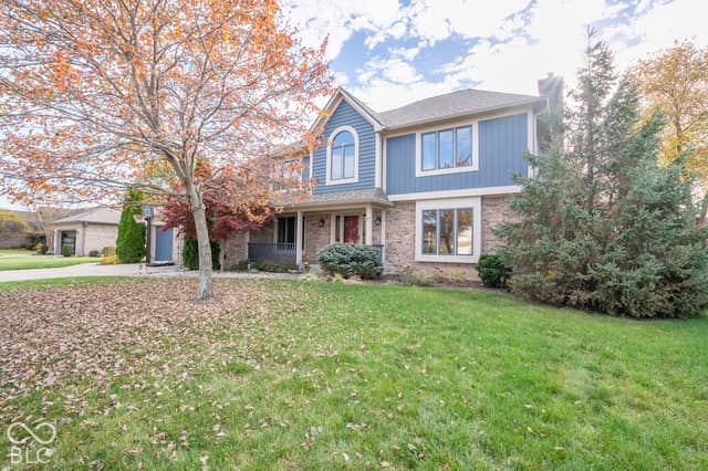 129 Yorkshire Boulevard E, Indianapolis, IN 46229, photo 2 of 39
