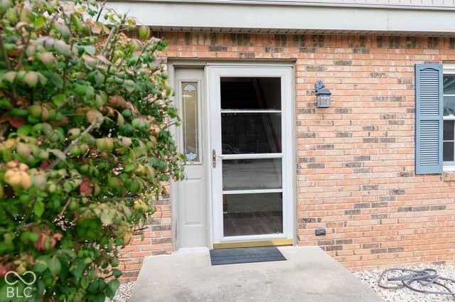 3520 Autumn Court, Columbus, IN 47203, photo 5 of 65