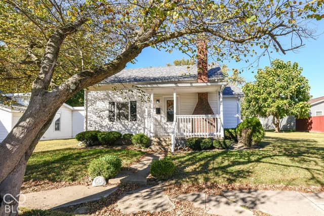1614 S F Street, Elwood, IN 46036, photo 3 of 33