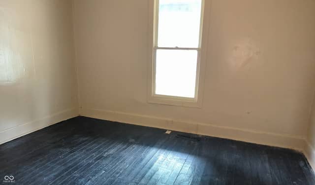 314 S Temple Avenue, Indianapolis, IN 46201, photo 5 of 10