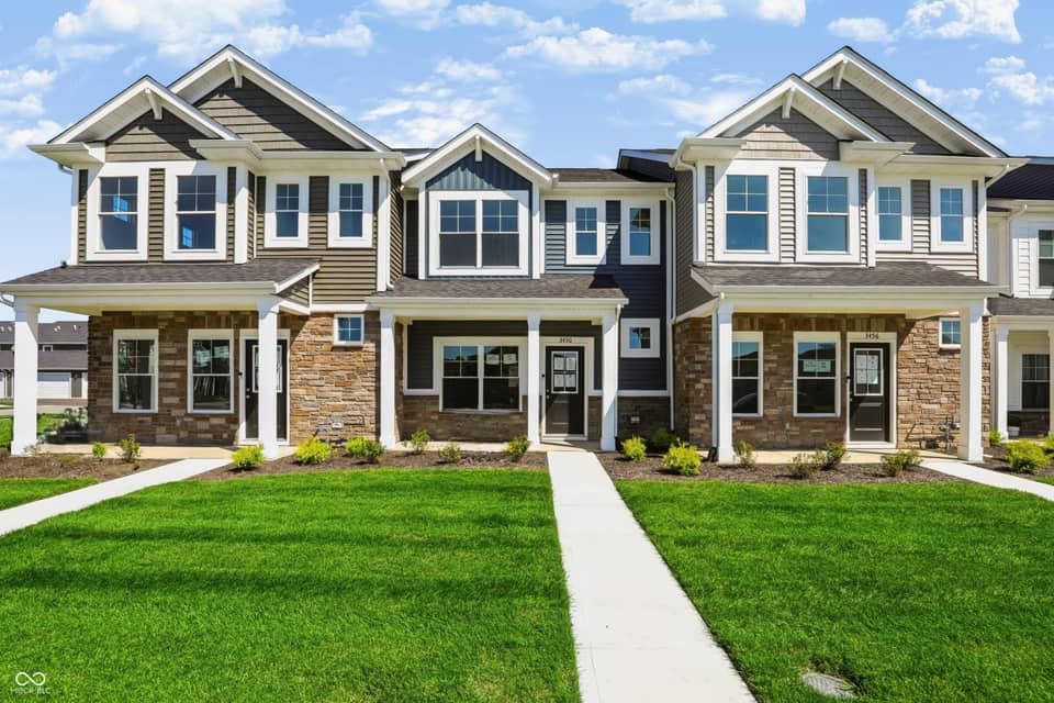 3450 Riley Street, Westfield