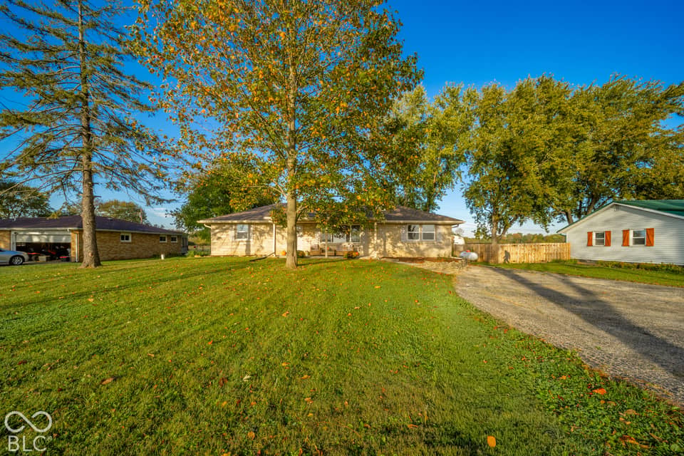 8401 S Center Road, Muncie, IN 47302, photo 1 of 27