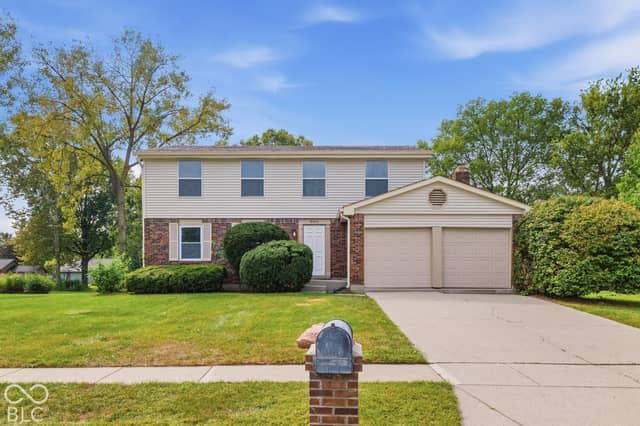 8450 Beckinhill Court, Indianapolis, IN 46256, photo 2 of 38