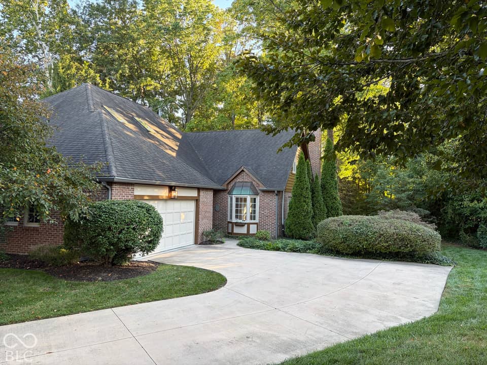 2065 Oldfields Circle South Drive, Indianapolis, IN 46228, photo 1 of 24