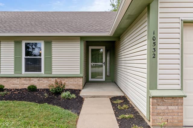 10532 Cress Court, Noblesville, IN 46060, photo 4 of 35