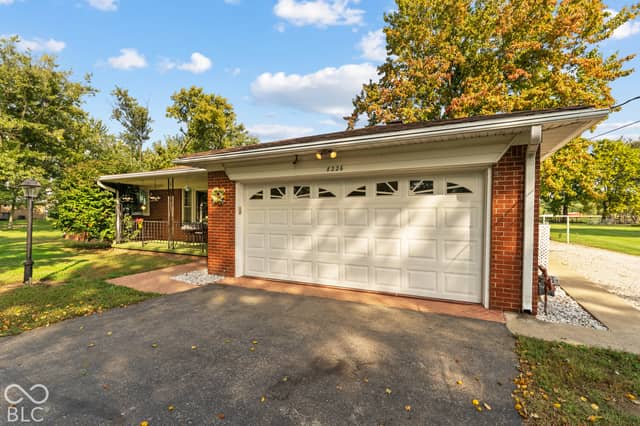8226 W Ralston Road, Camby, IN 46113, photo 4 of 36