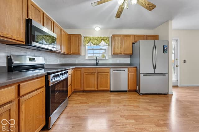 10628 Young Lake Drive, Indianapolis, IN 46239, photo 2 of 33
