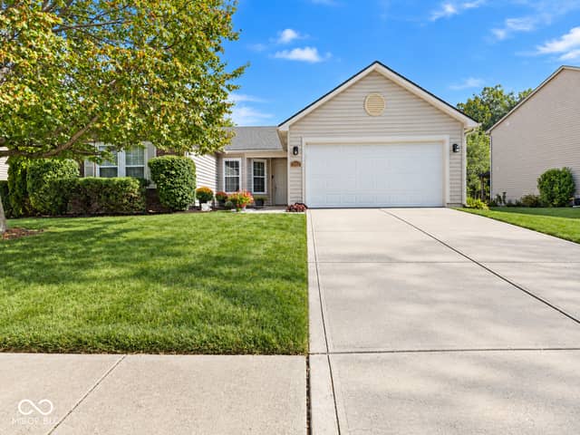 3020 Shadow Lake Drive, Indianapolis, IN 46217, photo 2 of 30