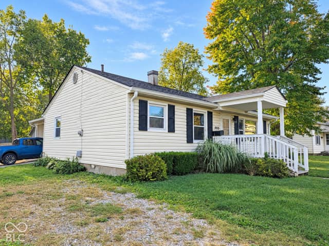 203 Walnut Street, Franklin, IN 46131, photo 4 of 18