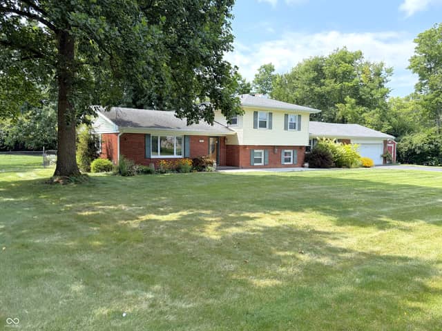 345 N Pleasant Run, Crawfordsville, IN 47933, photo 2 of 41